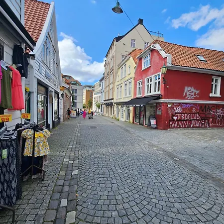 3 Bedroom In Heart Of Apartment