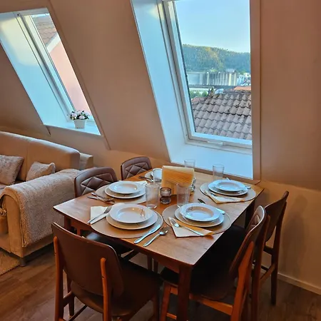 3 Bedroom In Heart Of Apartment