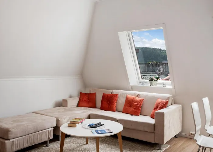 3 Bedroom In Heart Of Апартаменты Берген