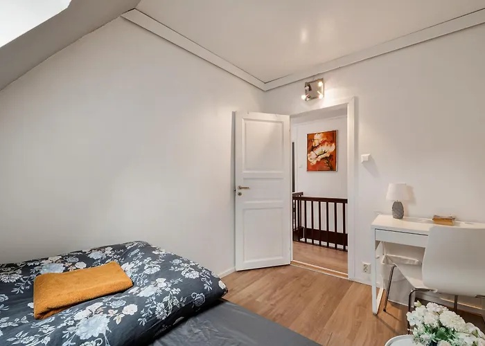 3 Bedroom In Heart Of Апартаменты